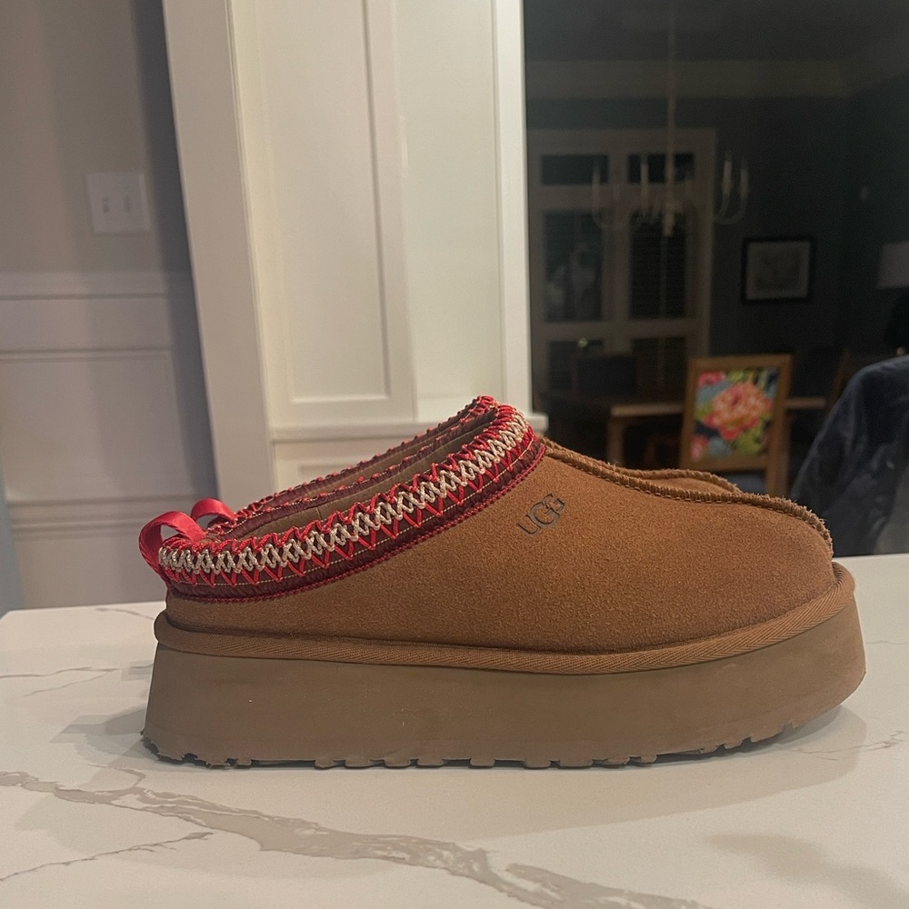 UGG Chestnut Suede Platform Slipper with Red Trim